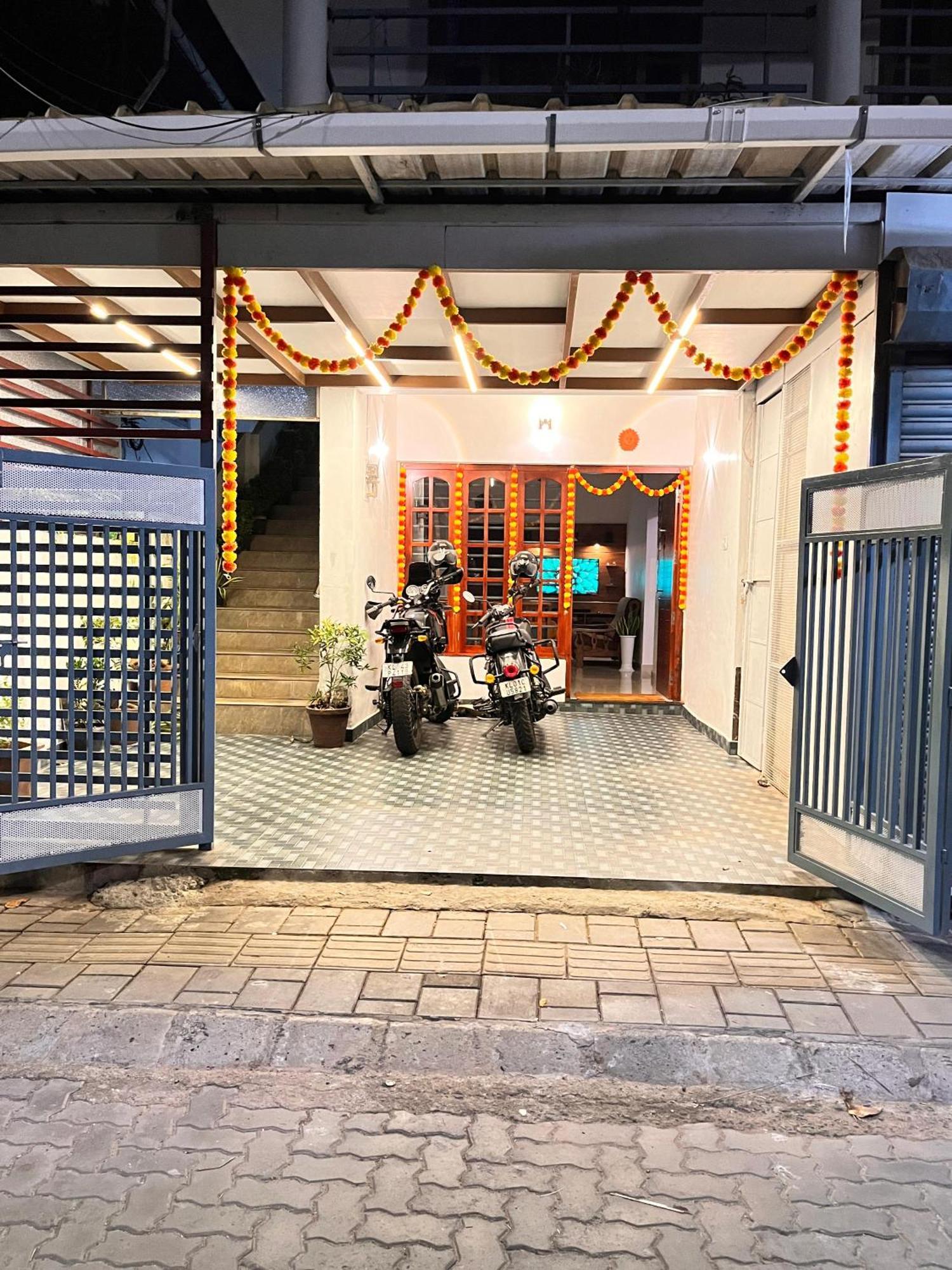 Heather Home Stay Kochi Dış mekan fotoğraf