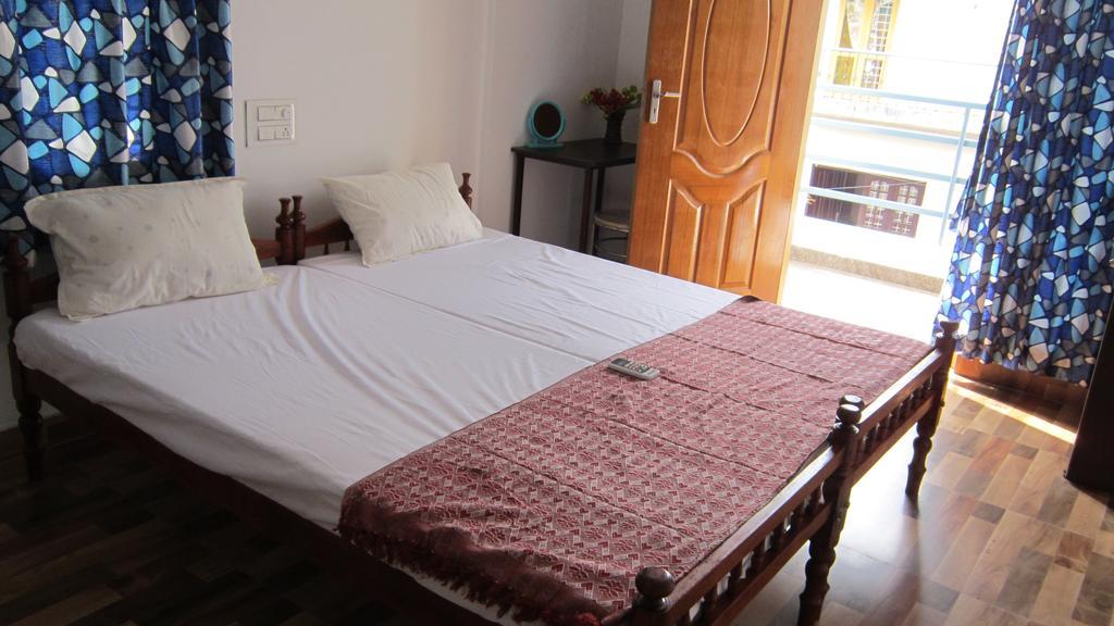 Heather Home Stay Kochi Dış mekan fotoğraf